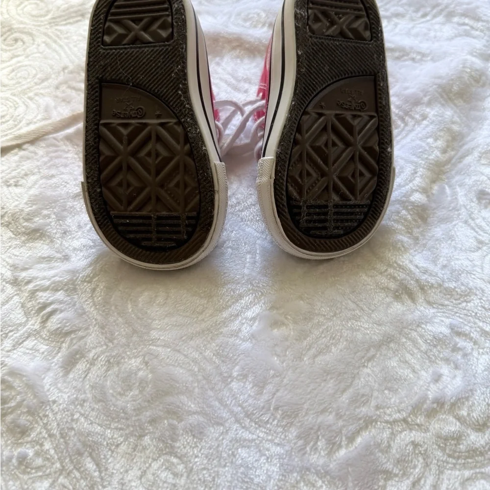 Converse Chuck Taylor Infant Red High Top Sneakers Size 4